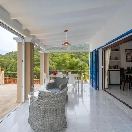 בית נופש Anromi By Interhome *